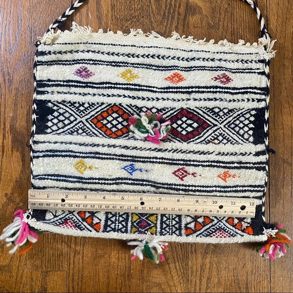 boho wool blend Aztec pattern rug bag - Picture 4 of 6
